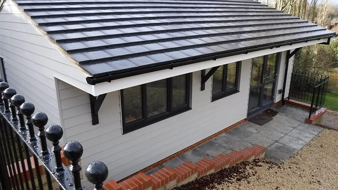 The finished best medium sized extension at St Helens View, Swindon, built by A.P. Berrystone